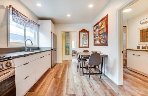 Downtown Los Angeles House | Convenient Los Angeles Retreat about 1 Mi to Downtown!