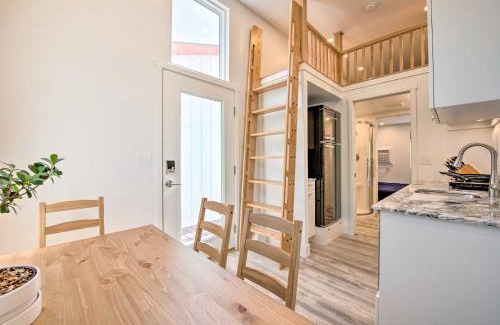 South Salt Lake House | Cozy Salt Lake Tiny Home with Chic Interior & Child-Friendly Amenities