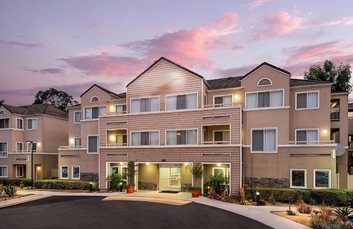 Carmel Mountain Ranch Apartment | Convenient Hotel Stay with Free Breakfast and Pet Friendly