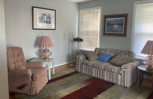 Alcoa House | Ideal Location Near Knoxville, Dollywood & University of TN