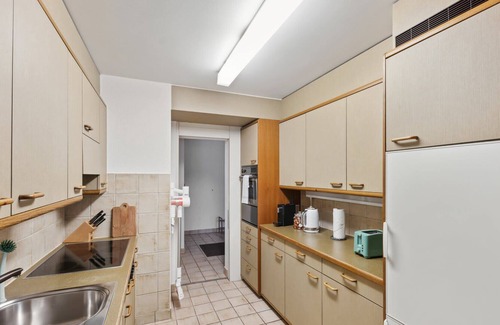 District 8 Apartment | Convenient Zurich Apartments w/ Free Parking