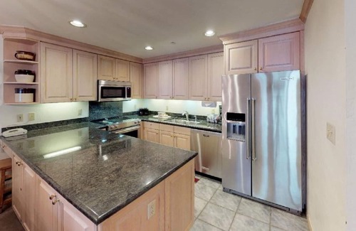 Vail Condo | Ideally Situated 3BR Condo @ Manor Vail Lodge - Rated 10/10