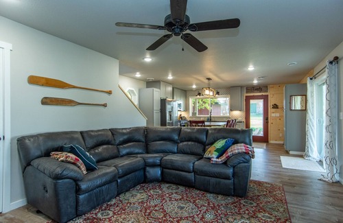 Isle Cabin | Prime Lakeview New Cabin at Mille Lacs - Rated 10/10!