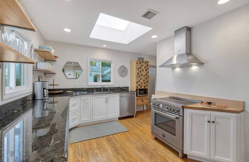 East Side Costa Mesa House | Coastal Cottage: Guest Rated 10/10, Pet Friendly Oasis