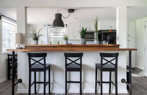 Victorian Village Apartment | Discover Dennison Unit 3: Ideal for Short North Getaways