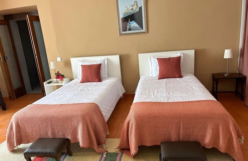Lanhelas Hotel | Inviting Stay at Convento San Payo with Pool & Breakfast