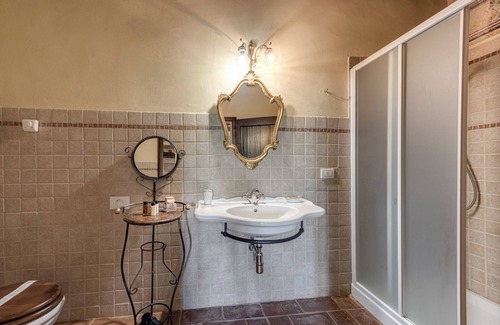 Piancastagnaio House | Exceptional Convento San Bartolomeo: Pool, Spa & Hot Tub