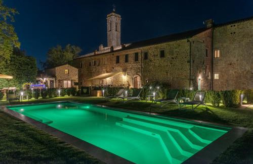 Piancastagnaio Hotel | Ideal Getaway at Convento San Bartolomeo - 9.5/10 Rated
