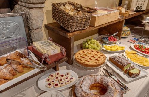 Piancastagnaio Hotel | Ideal Getaway at Convento San Bartolomeo - 9.5/10 Rated