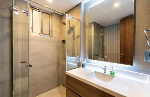 Phu My Hung Apartment | Exceptional Convinia The Peak Midtown with Pool & Breakfast