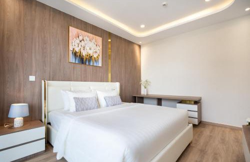 Phu My Hung Apartment | Exceptional Convinia The Peak Midtown with Pool & Breakfast