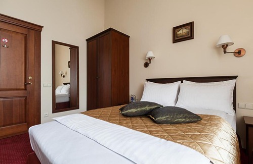 Panevezys Hotel | Convenient Conviva: Guest Rated 9/10 & Family-Friendly Amenities