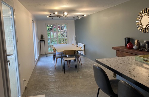 Le Parc Saint-Maur House | Family-Friendly Retreat by the Marne, Near Paris & Disney