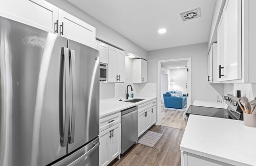 Osage Beach House | Relaxing Escape at Conway Cove: Dock, Hot Tub & Fire Pit
