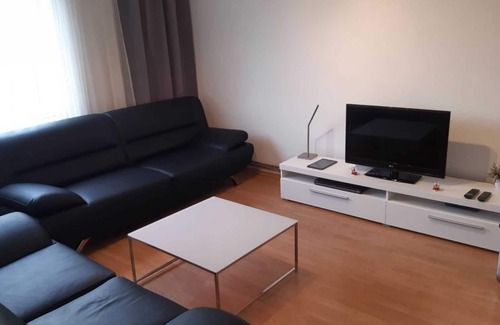 Ricklingen Apartment | Family-Friendly CONZEPTplus Apartment with Free WiFi