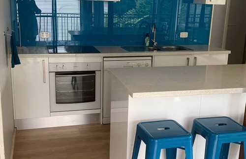 Berrara House | Pet-Friendly Cooinda Holiday House with Ocean View