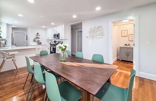 Newton Corner Apartment | Cool 4BR Condo, Close 2 City, NEWLY RENOVATED