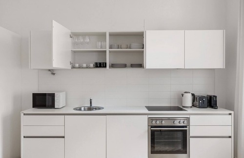 Alsergrund Apartment | Comfortable Alsergrund 1BR, Pet-Friendly & Fully Equipped