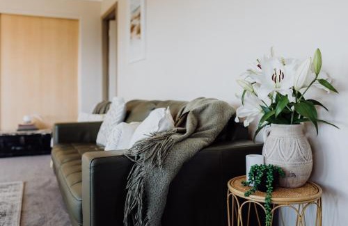 Akaroa House | Relaxing Retreat on Kiama - Perfect for Families!