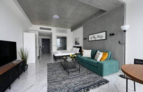 Bomonti Apartment | Bright Studio with Pool Views and Parking - Pet Friendly!