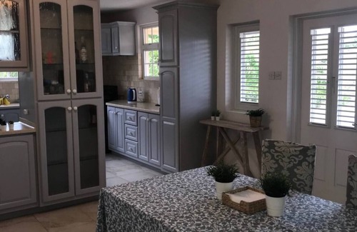 West Coast Apartment | Bright and Inviting 2-Bed Apartment with Kitchen Amenities