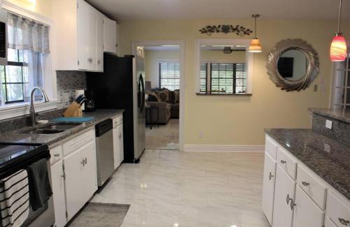 Tallahassee House | Discover Cool Haven: A Serene Oceanfront Retreat