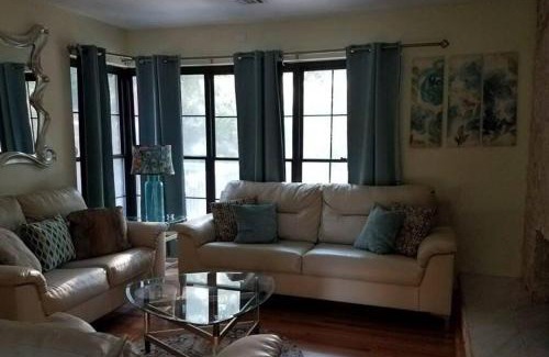 Tallahassee House | Discover Cool Haven: A Serene Oceanfront Retreat