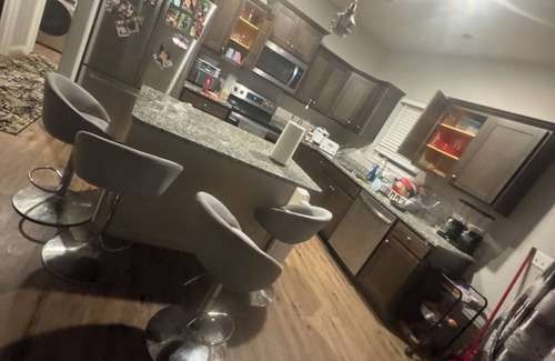 Easley House | Cool house with AC in vibrant Columbia