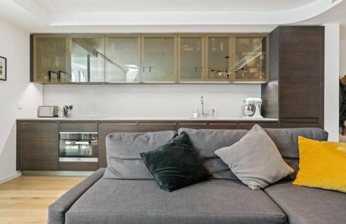 Shoreditch Apartment | Cool Shoreditch Vibes Sleeps 6