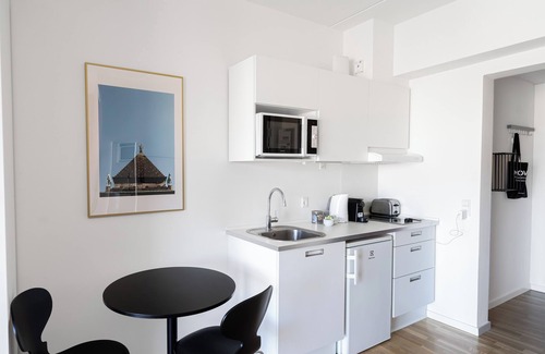 Sydhavnen Apartment | Convenient Studio Retreat in South Harbour with Family Amenities