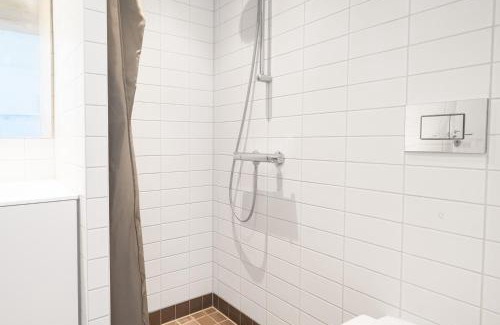 Sydhavnen Apartment | Trendy Studio Retreat in South Harbour for Families