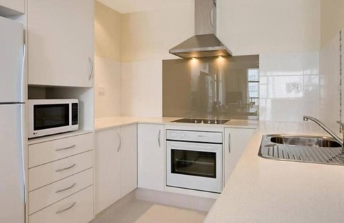Coolangatta Resort | Relax at Coolangatta Beach Seaside Resort with Ocean Views