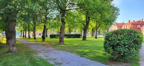 Hameenlinna Apartment | Tranquil Oceanfront Apartment in Hämeenlinna - Rated 9.7