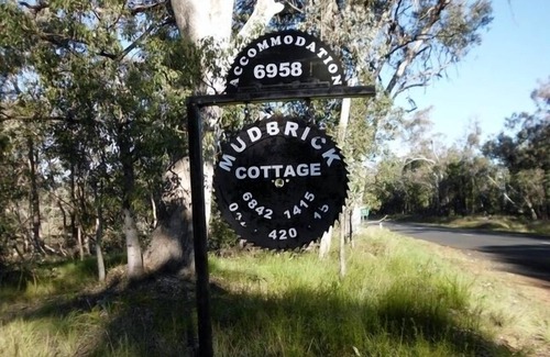 Ulamambri Cottage | Coona Mudbrick Cotttage