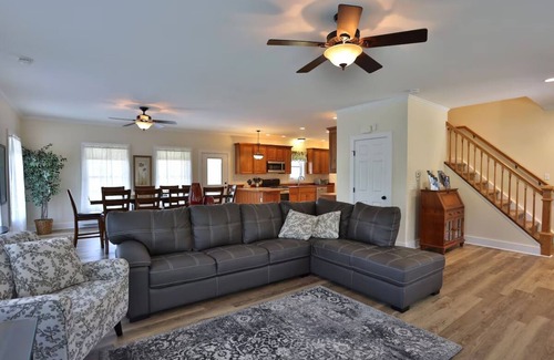 Cooperstown House | Discover Coop Diamonds Sunrise Estates II with Heated Pool