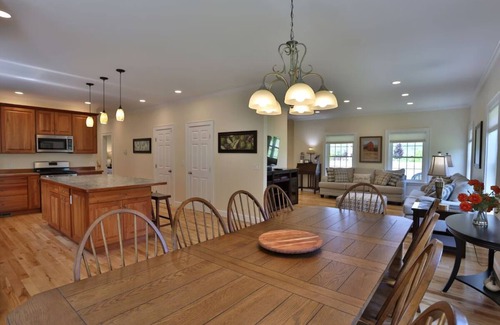 Cooperstown House | Guest Rated 10/10: Coop Diamonds Sunrise Estates with Pool