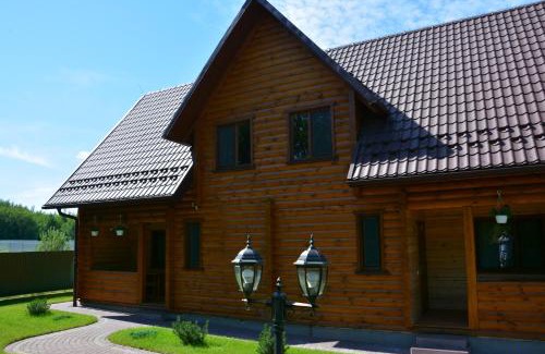 Volyn Oblast Apartment | Cooper House: Guest Rated 9.8 with Family-Friendly Amenities