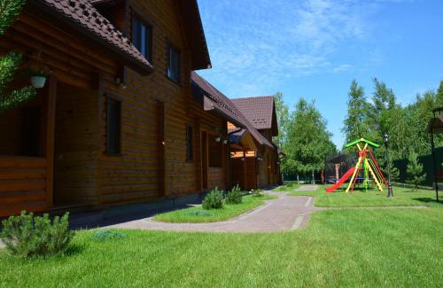 Volyn Oblast Apartment | Cooper House: Guest Rated 9.8 with Family-Friendly Amenities