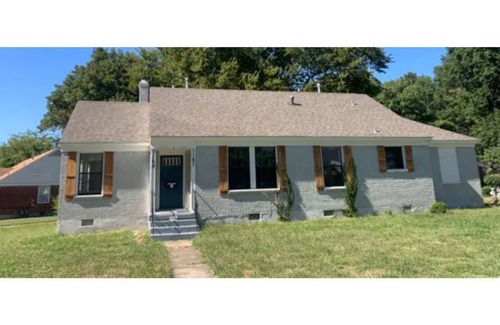 East Memphis House | Family-Friendly Retreat at Cooper Young Cove Awaits You