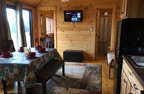Milford Cabin | Guest Rated 10/10: Cooperstown Double Play Hilltop Cabin