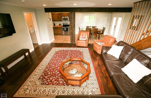 Cooperstown House | Prime Location Near Cooperstown Hall of Fame & Dreams Park
