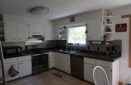 Maryland House | Cooperstown Oneonta: Guest Rated 9.8 with Lake View & Spa