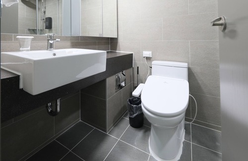 Hak-dong Hotel | Guest Rated 9/10 at COOPSTAY KOAROO YEOSU with Breakfast