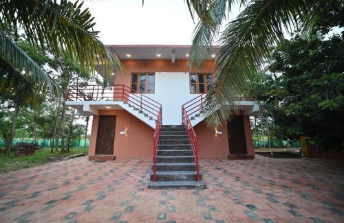 Kushalnagar Bed & Breakfast | Coorg HomeStay Resort: Pet-Friendly Retreat with Ocean Views