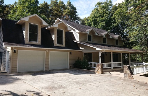 Blairsville House | Outstanding Coosa Home: Family-Friendly with a Kitchen