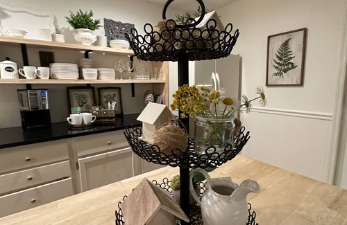 Eagle Mountain Cottage | Experience Coosawattee River Resort: Pet Friendly Retreat