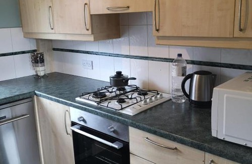 Motherwell House | Pet-Friendly Retreat Near Cop26: Ideal for Families