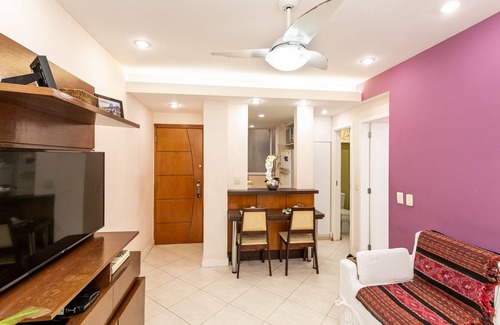 Leme Apartment | Cozy Copa-leme Apartment Steps from the Beach with Amenities