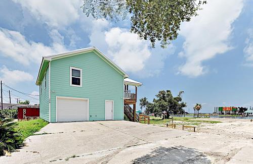 Rockport House | Discover Copano Ridge Dream: Family-Friendly Getaway