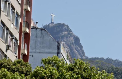 Copacabana Apartment | Top-Rated Copasil with Ocean Views & Accessibility